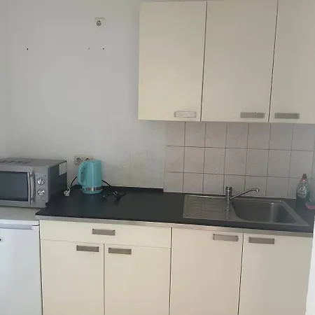 ゲストハウス Monteurzimmer Iris&jasmin